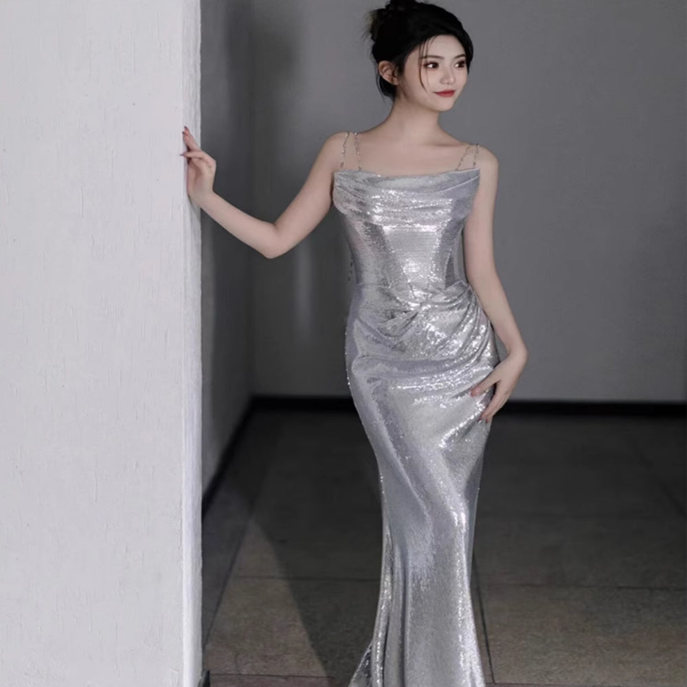 Haute Essence Couture: Voile d’Argent – Platinum Silver